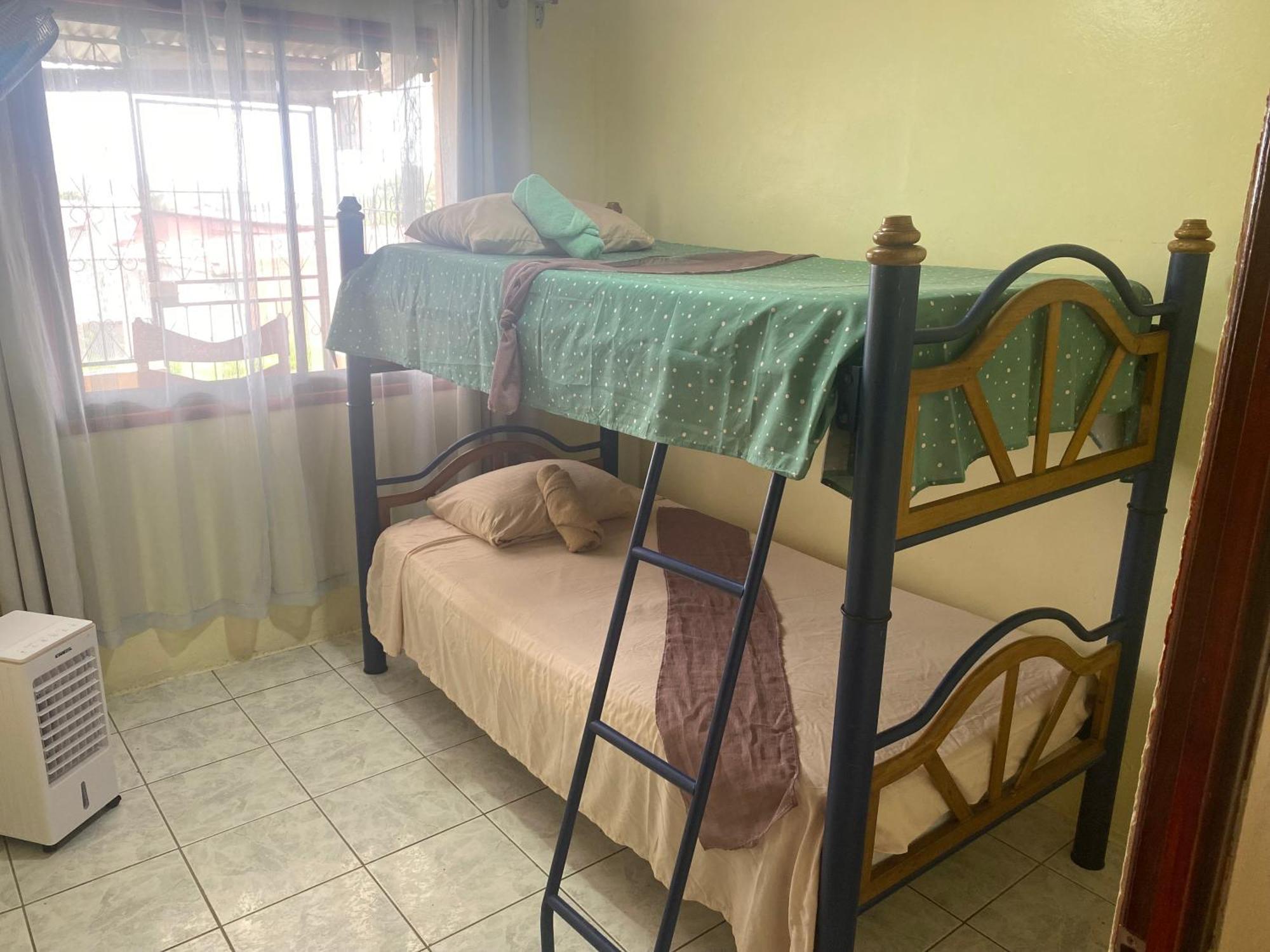 Hostel Casa Marina 푸에르토 리몬 외부 사진