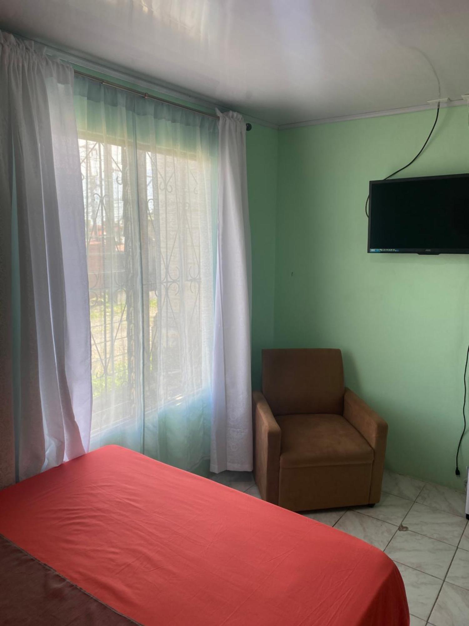 Hostel Casa Marina 푸에르토 리몬 외부 사진