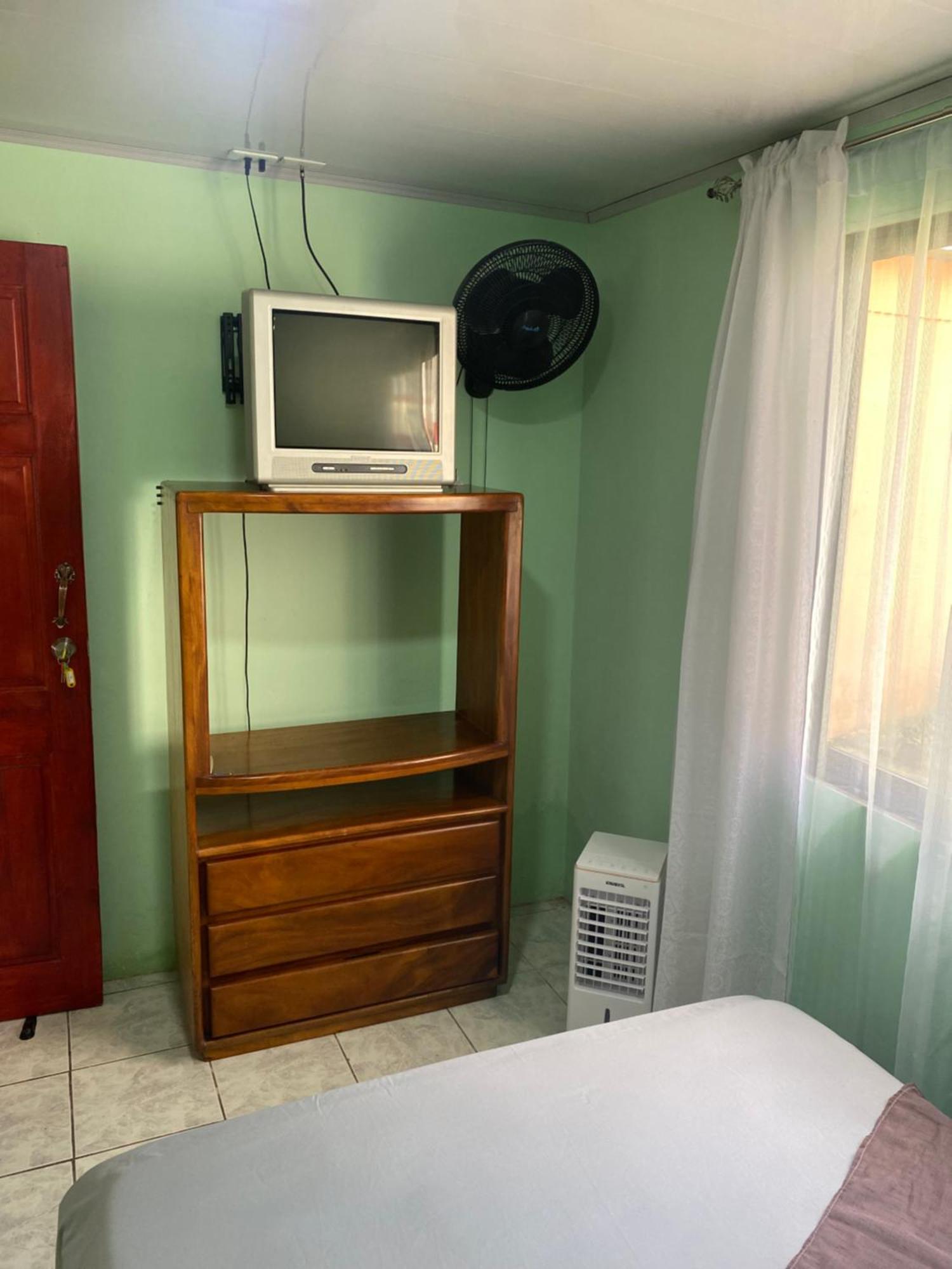 Hostel Casa Marina 푸에르토 리몬 외부 사진